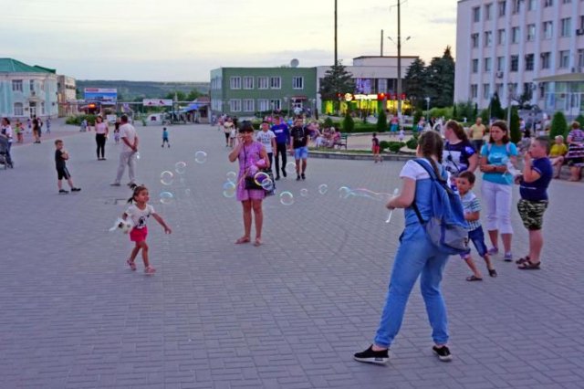 16 июня очередной Покровский бульвар был посвящён открытию чемпионата мира по футболу